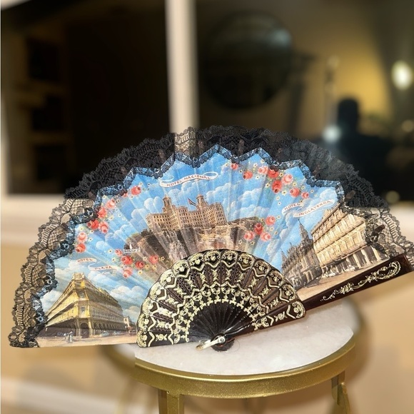 Authentic Cuban Folding hand fan with lace and Hotel Decor Design - Picture 1 of 10